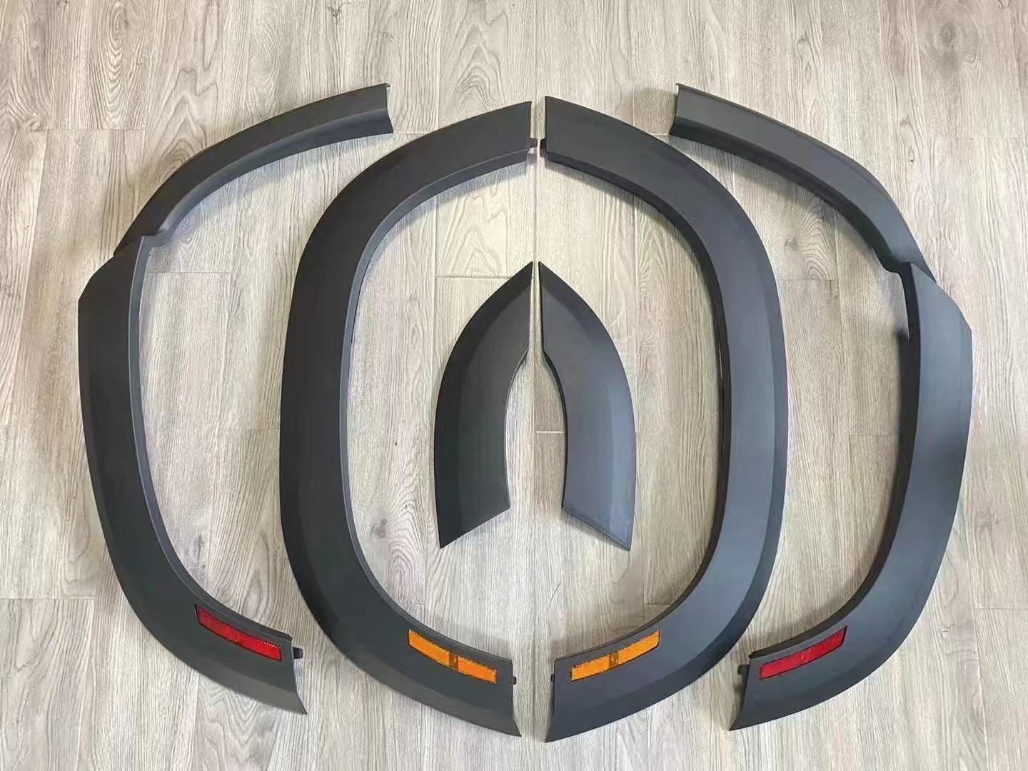 Defender 110 Wide Wheel Arch Kit with LED Lights — image 1