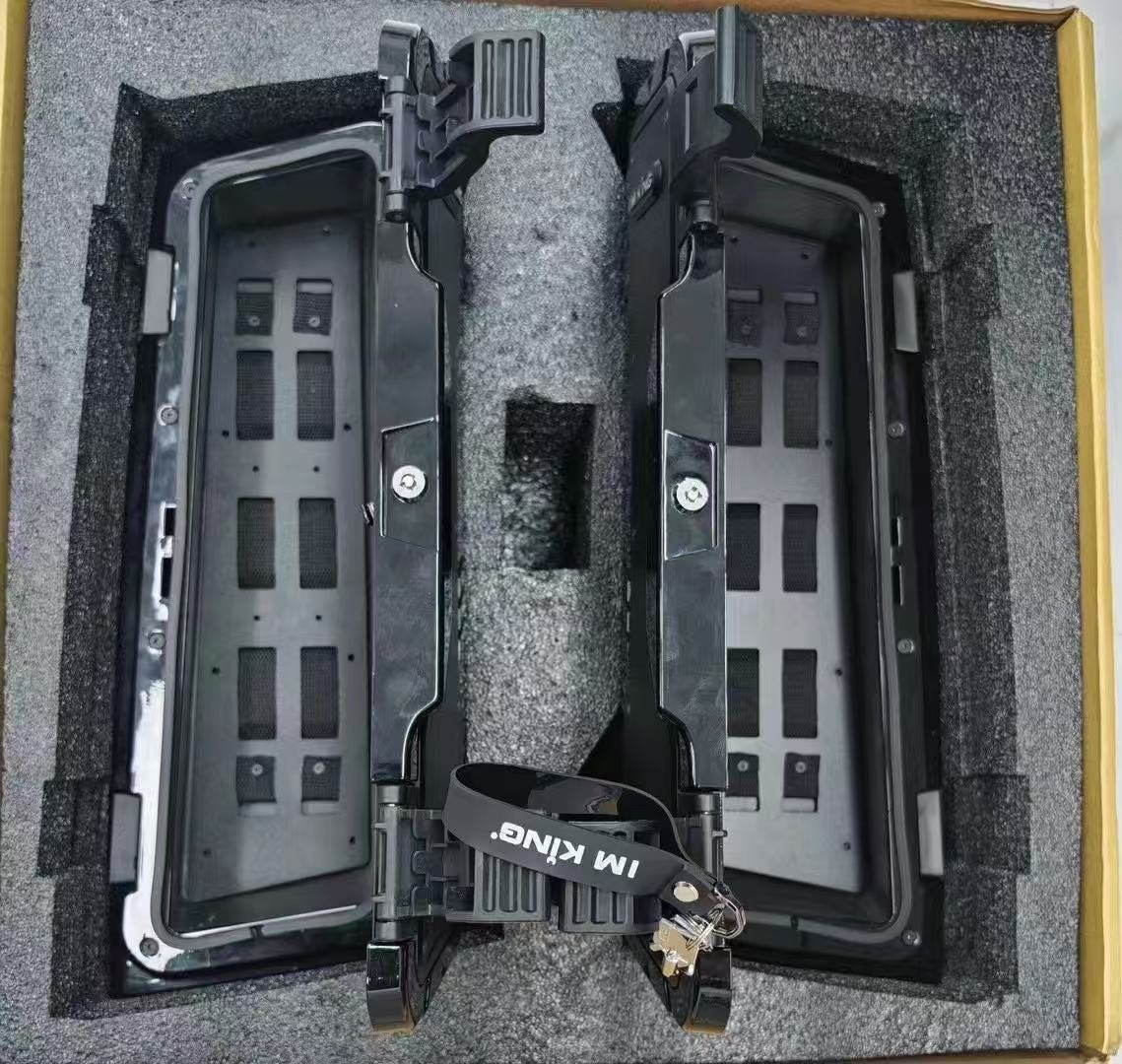 Defender D-Pillar Storage Boxes (Pair) — image 1