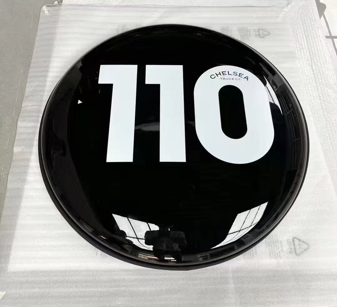 Defender Spare Tyre Cover — Multiple Styles — image 1