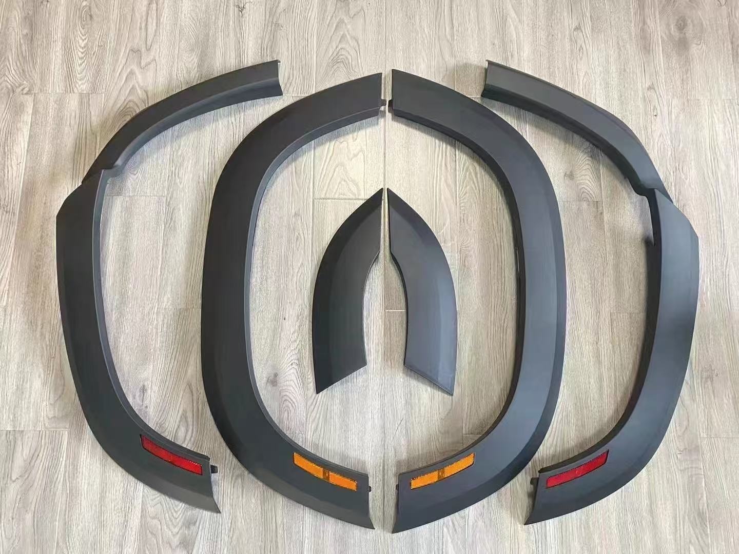 Defender 110 Wide Wheel Arch Kit with LED Lights — image 1