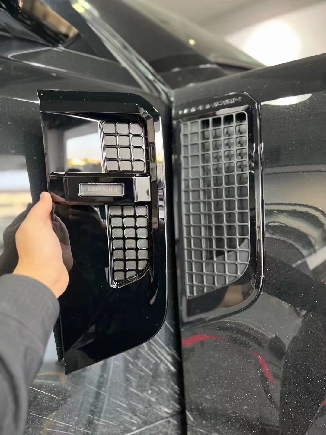 Defender LED Illuminated Side Vents — image 1
