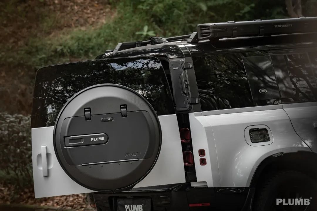 PLUMB M-One Spare Tyre Integration Kit — Defender 90, 110 & 130